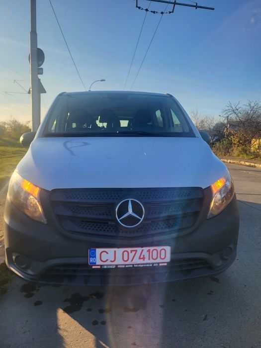 Mercedes Benz Vito Long  8+1