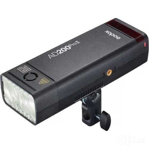 Godox AD200Pro II. Гарантия, 12 месяцев с момента покупки.