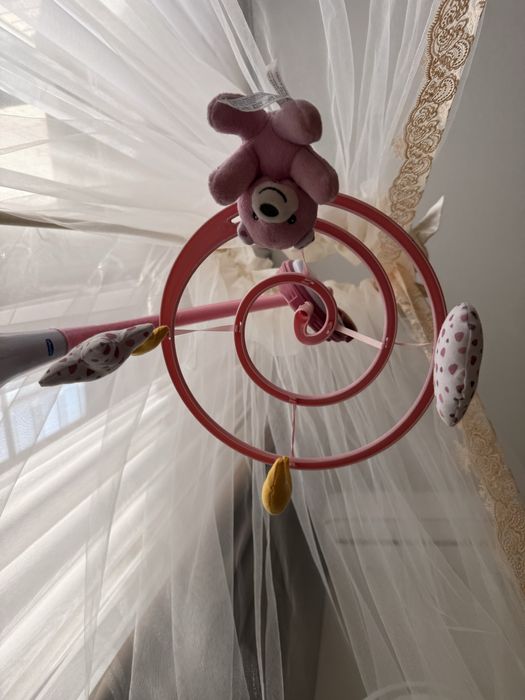 Мобильник chicco для малыша