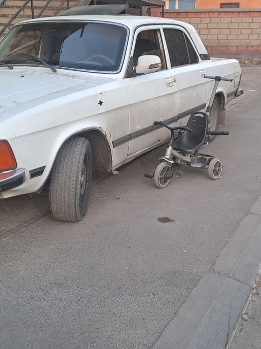 Прадам Волга   седан