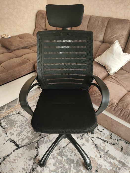Компьютерное кресло