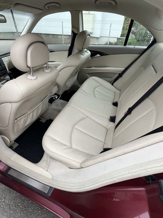 MERCEDES-BENZ E-Class 0 — imagine 4