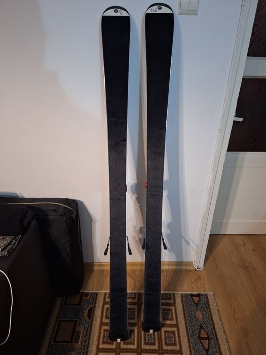 Vând schiuri de tură Völkl