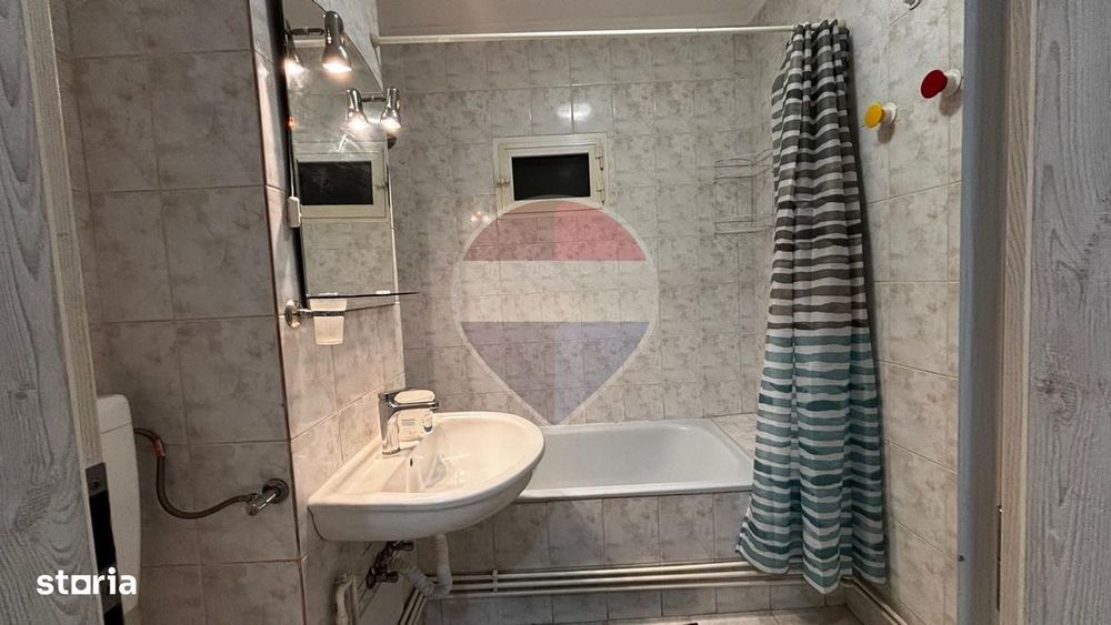 Apartament 2 camere de inchiriat-Faleza Nord in prima linie la mare