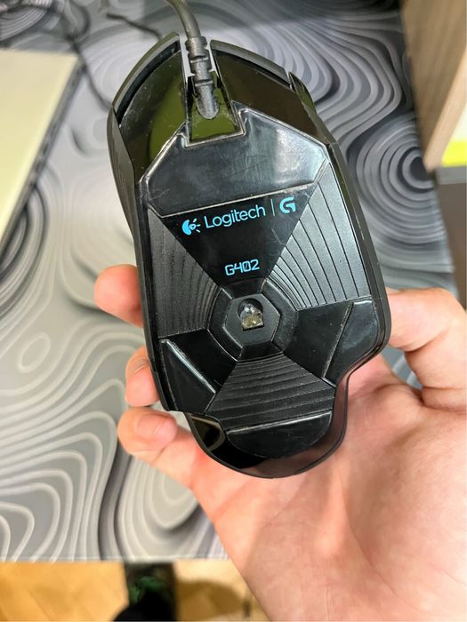 Mouse logitech G402
