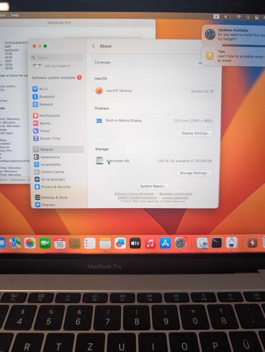 MacBook Pro 13-inch, 2017 8gb i5 256ssd