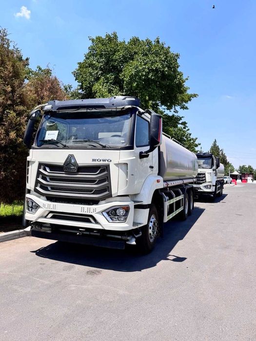 Vodovoz 20 KUB. Sinotruk HOWO 6×4 Водовоз. Тайер Тошкентда