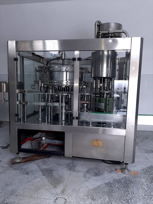 Розлив машина монаблок.