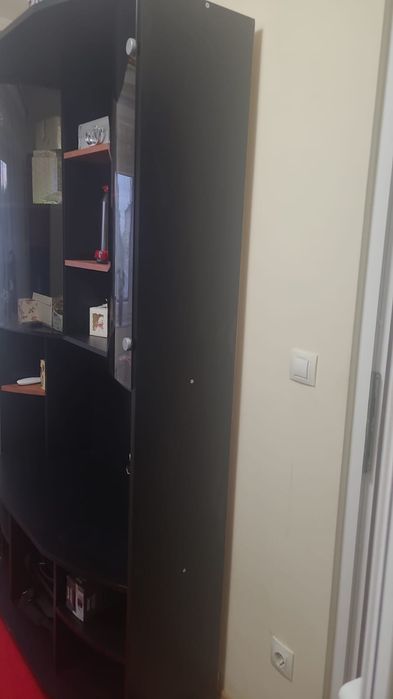 Corp de mobilă cu vitrină