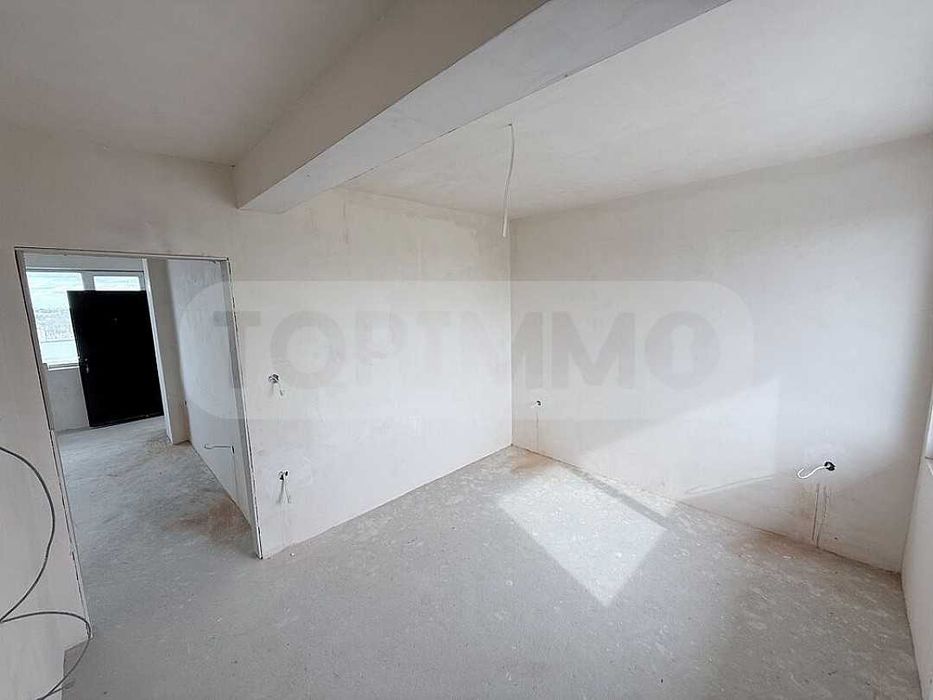 Тристаен апартамент с панорамна гледка в Балчик