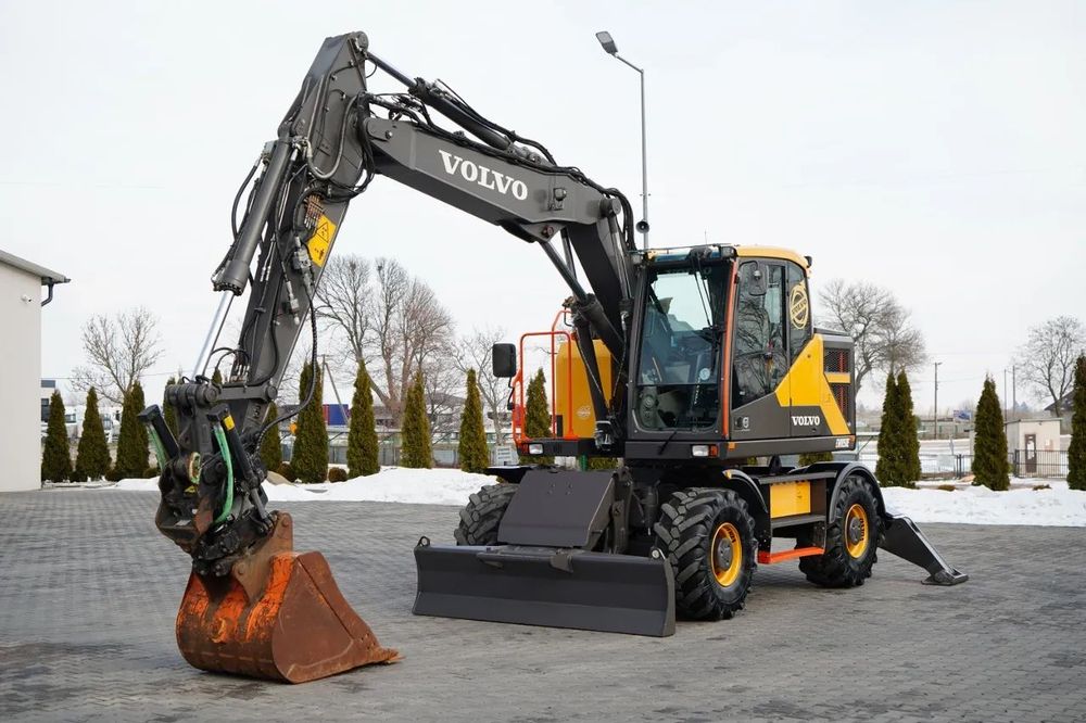 Volvo EWR150E / EXCAVATOR PE ROȚI / ROTOTIL / JOYSTICK / POWERTILT / 2019 /