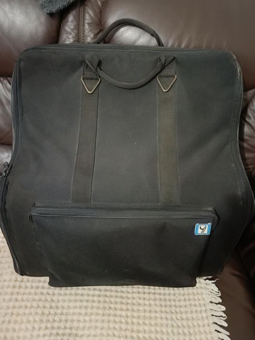 Продавам Акордеон S4 WELTMEISTER