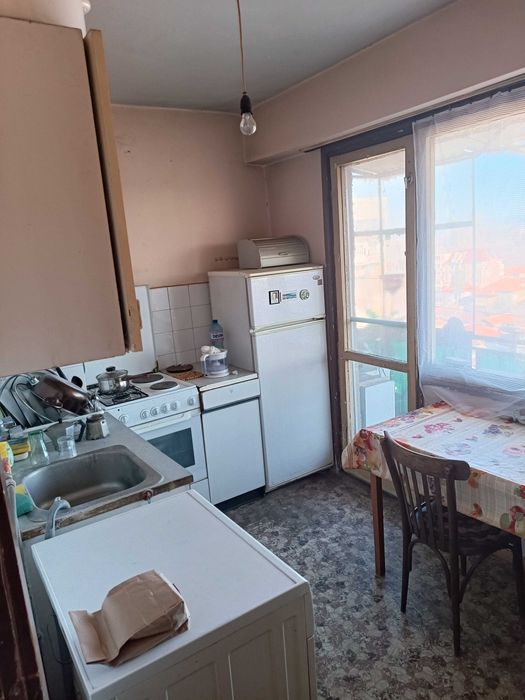 Продава се Двустаен апартамент в Пазарджик, Идеален център - 5690 кв.м за 9 €/кв.м - Снимка #4