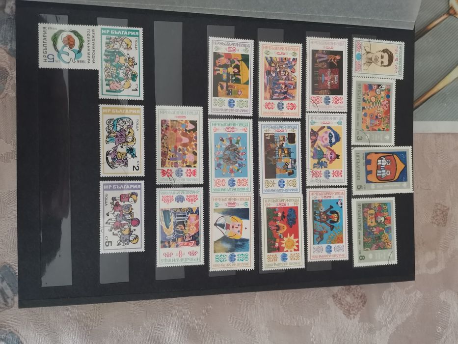 Класъори с марки