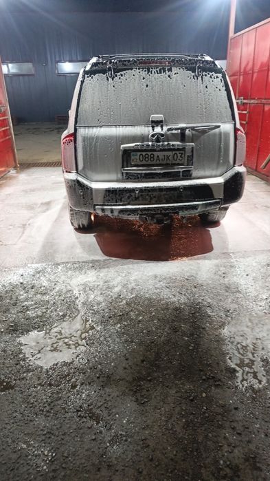 Продам обмен Инфинити QX56