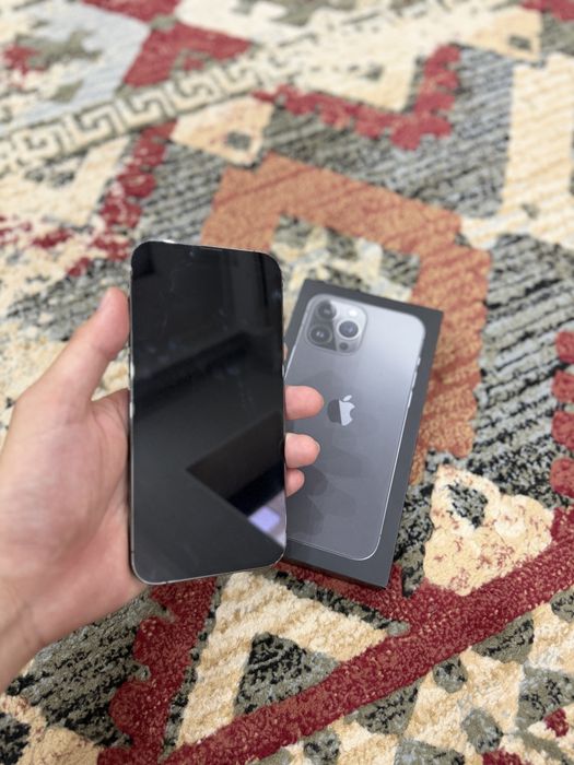 Продается Iphone 13 Pro Max 512gb в темно сером цвете