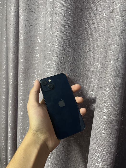 Продам айфон 13 на 128 gb