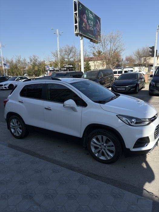 Tracker 1 Premier 2020 Full.