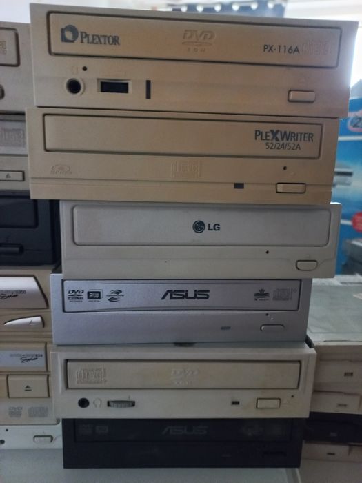 Cd ron floppy hard disk vintage retro