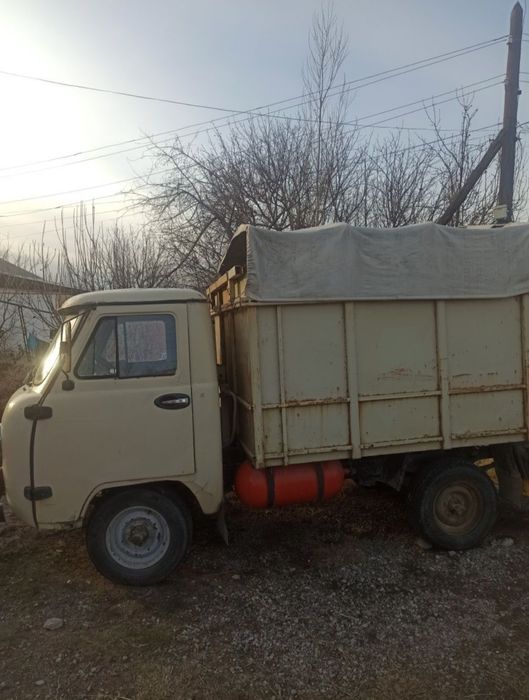 Продается ОАЗ бортовой на газе и бензине