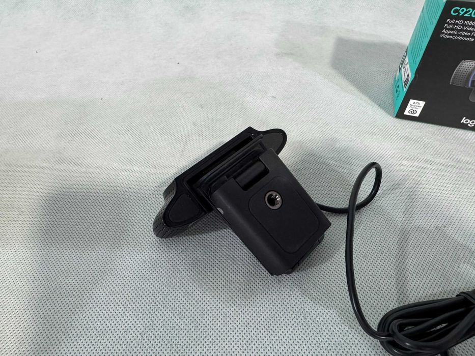 Камера - Logitech C920 PRO HD Webcam