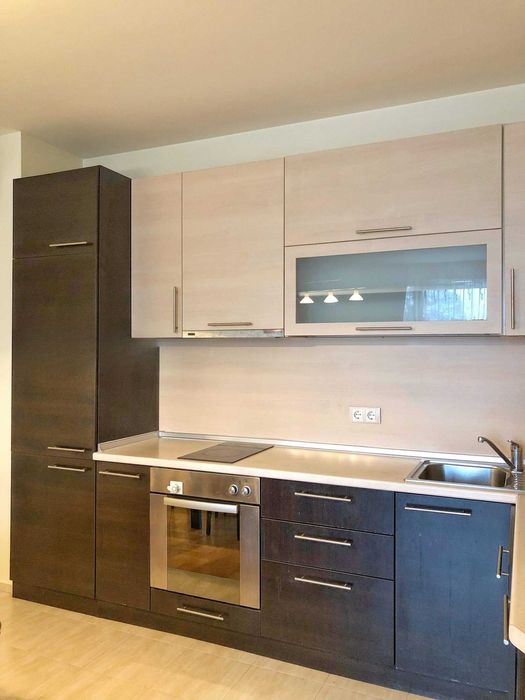 Дава се под наем Двустаен апартамент в София, Кръстова вада - 82 кв.м за 650 € - Снимка #1