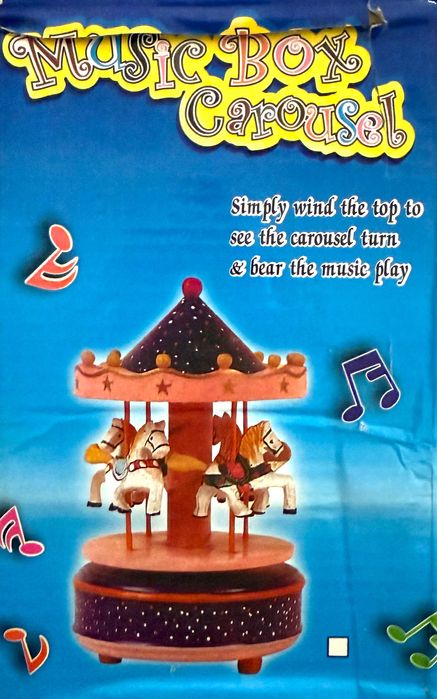 Музикална Автентична Кутия Carousel с Въртележка за Бебета