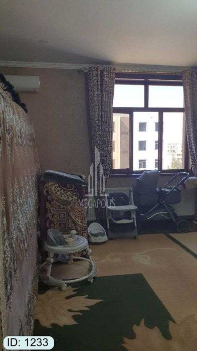 Pridasgir tarafda 4 xonali kvartira sotiladi tayyor №1233