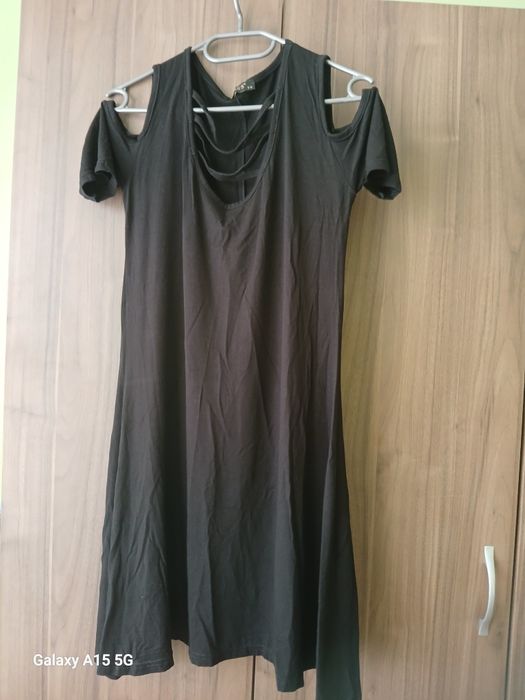 Лятна черна рокличка