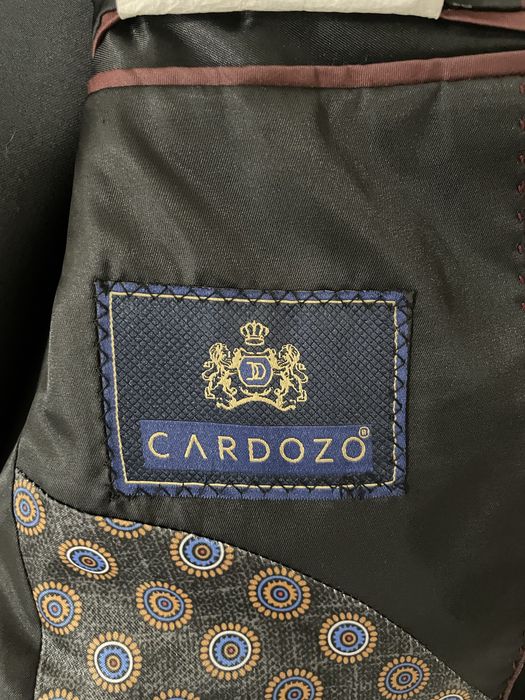 Черный костюм срочно