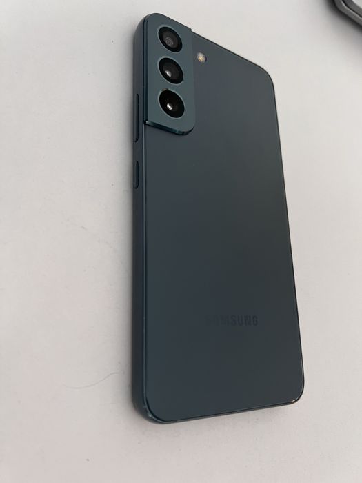 Samsung Galaxy S22 8GB RAM Dual SIM – Impecabil – Ca nou