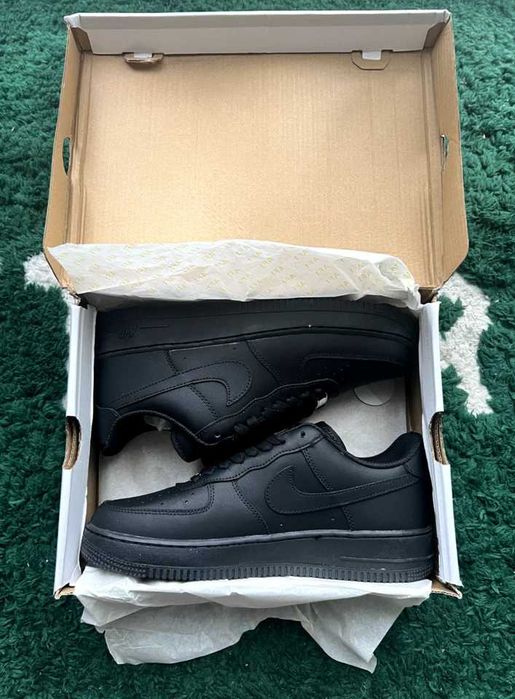 Nike Air Force 1 Black (36-47)