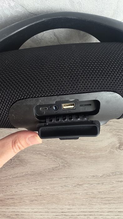 Продам бум бокс колонку