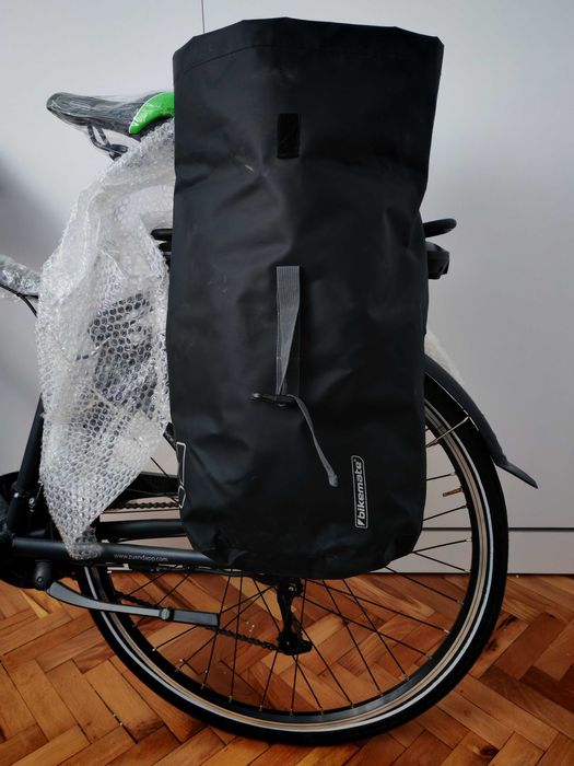 Чанта/Раница/Дисаги за вело-багажник с вграден дъждобран - 17л.