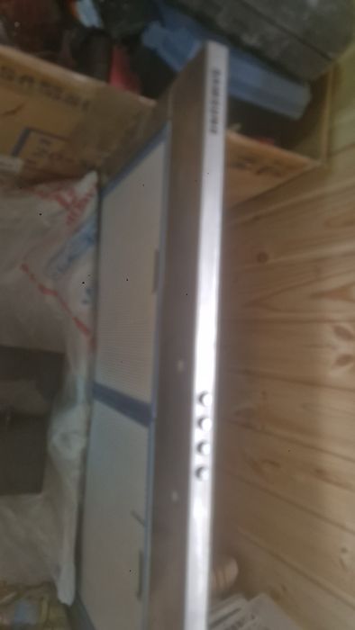 Продам вытяжку кухонную