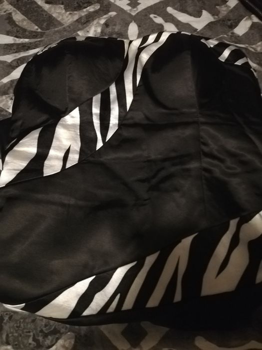 Елегантна рокля