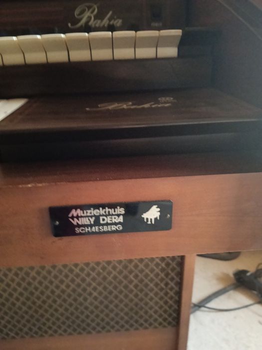 Orgă electronică stare foarte buna de funcționare