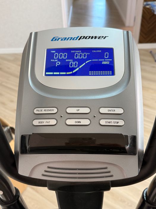 Тренажер- элипс , фитнес