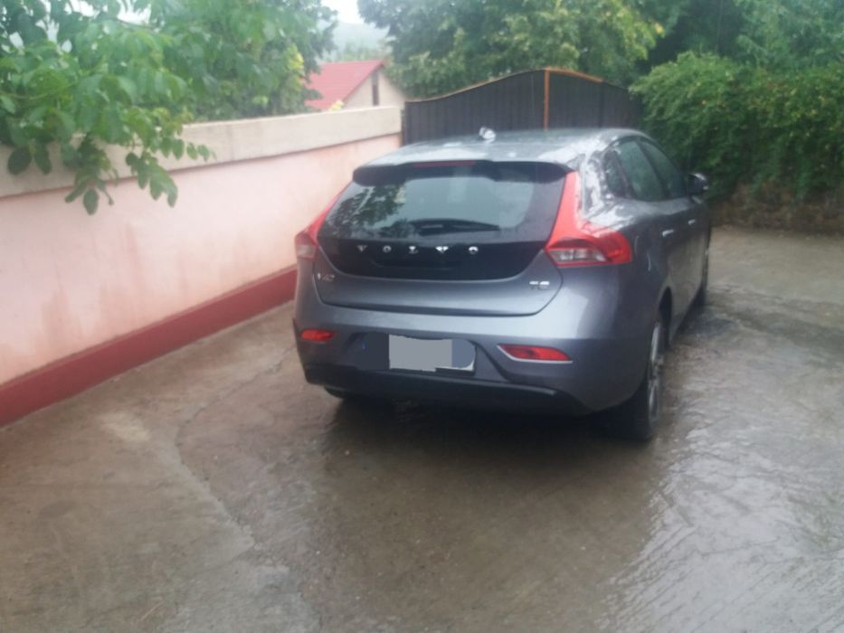 Dezmembrez Volvo V40 2.0 190 CP 2.0 turbo / Multimarca VW Audi Kia Bmw