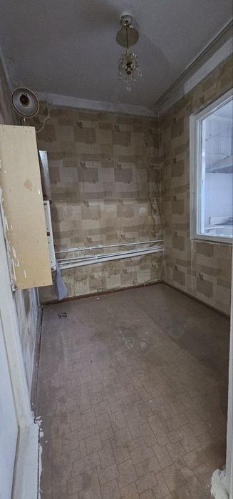 Срочно сотилади Сергели спутник 17 2/2/4 ремонт средней  мактаб богча