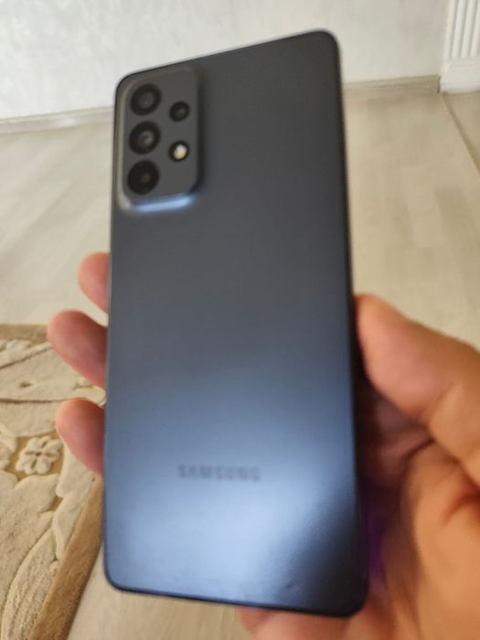 Смартфон Samsung A73