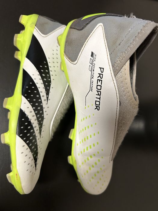 Детски футболни обувки