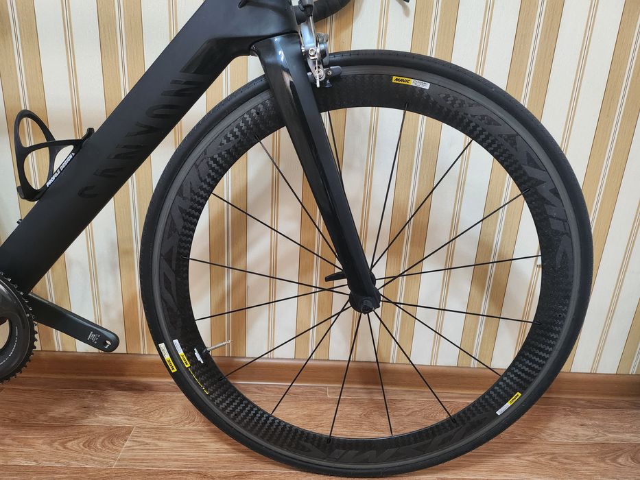 Canyon Aeroad CF SLX (S)