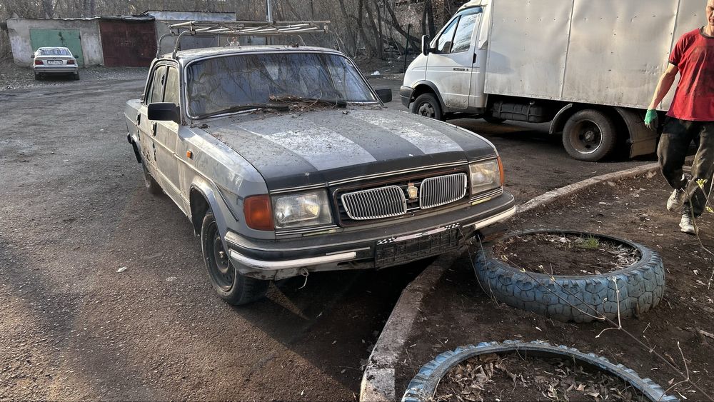 Продаю 2 Волги 31029