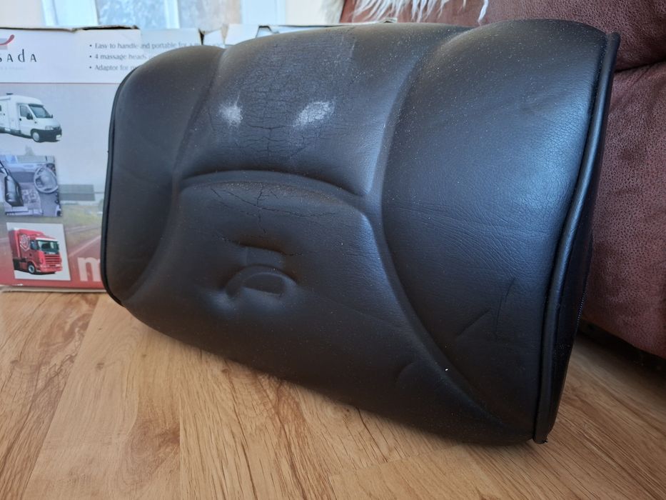 Масажор за гръб с възможност за ползване и в колата