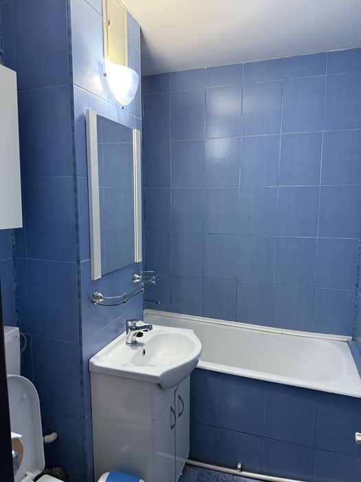 Închiriez apartament 2 camere