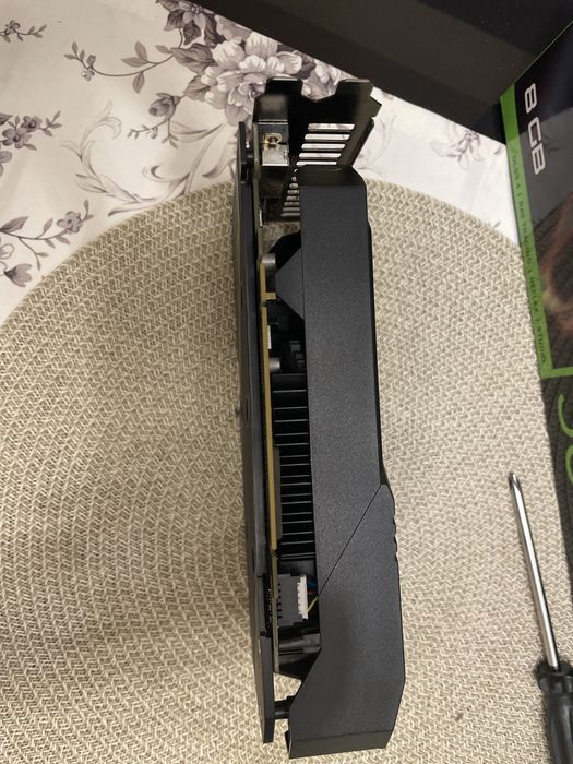 Vand placa video GTX 1660