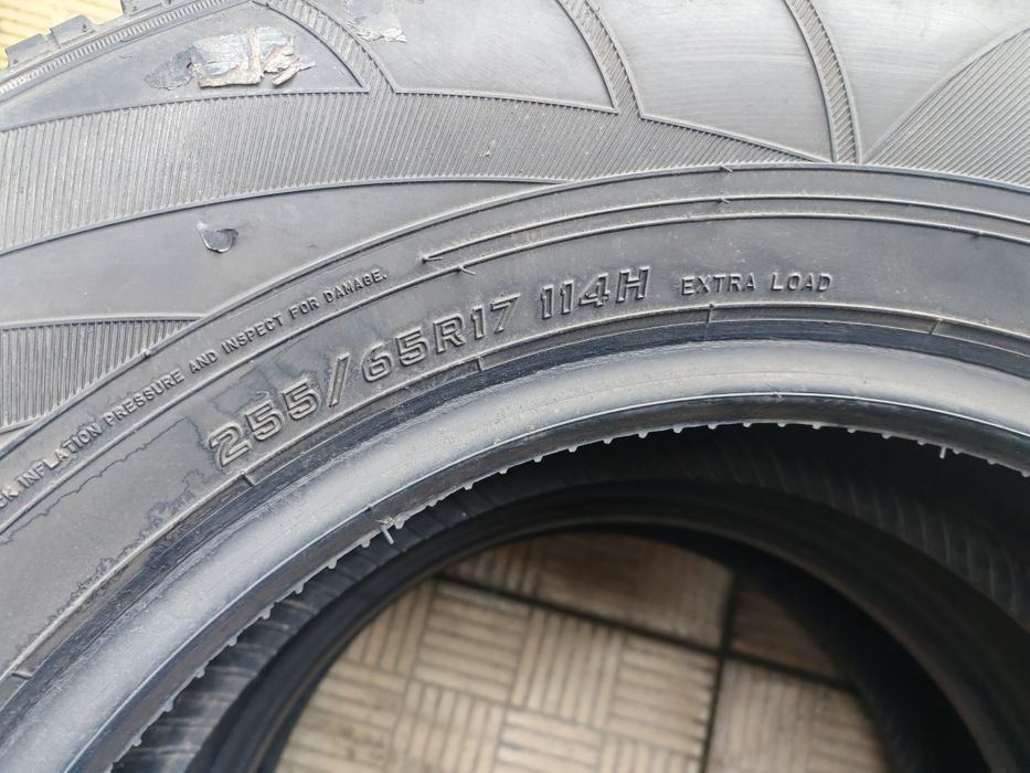 255 65 17,2buc iarnă Falken, aproape noi