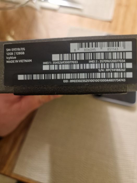 Samsung s25 nou nefolosit