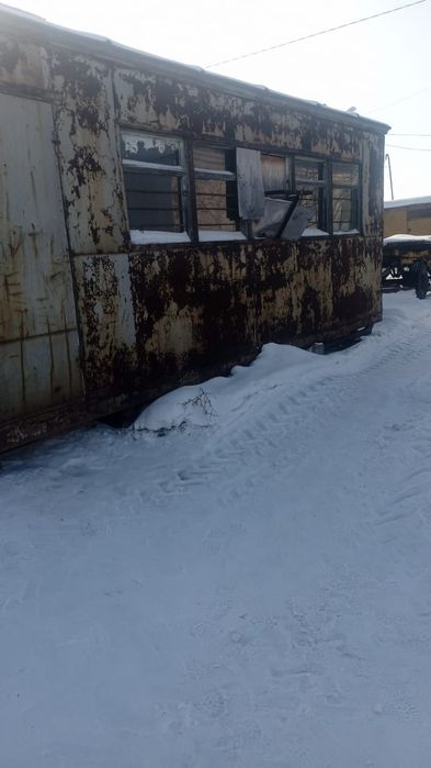 Продам строительный вагончик 6на3м. Требует ремонта.